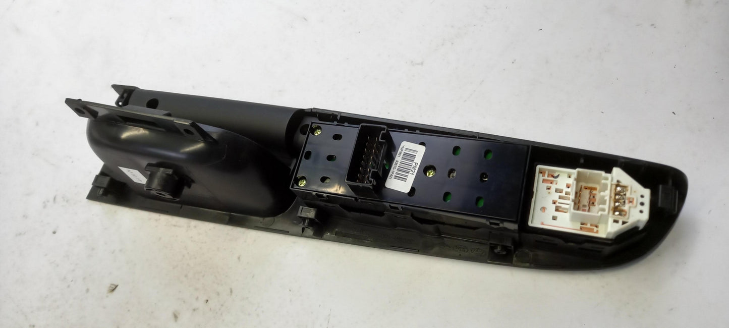 Original OE HYUNDAI/KIA Fensterheberschalter 935701P421EQ