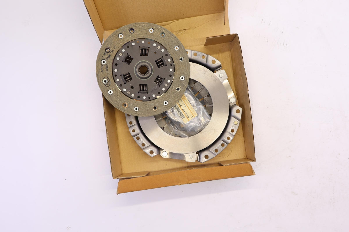 Original OE NISSAN Kupplungssatz 3000172J25