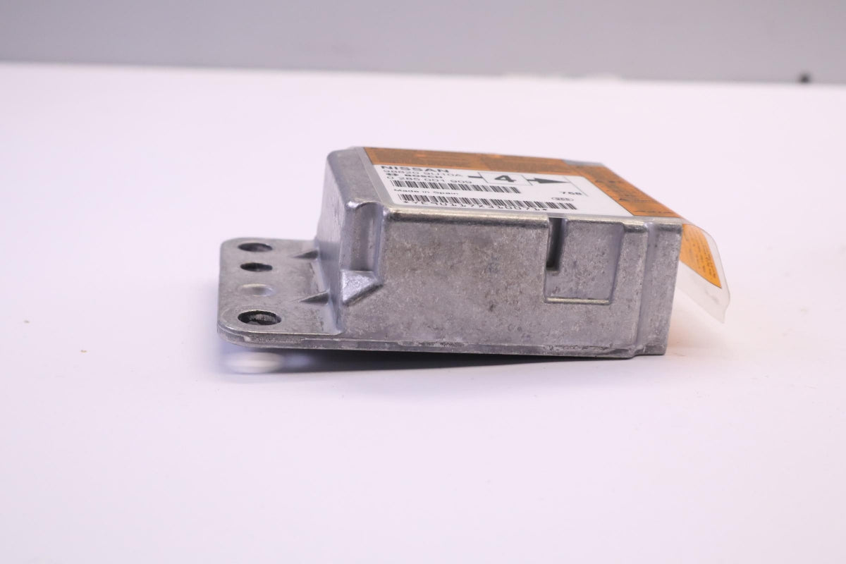 Original OE NISSAN Airbag Steuergerät K88209U10A