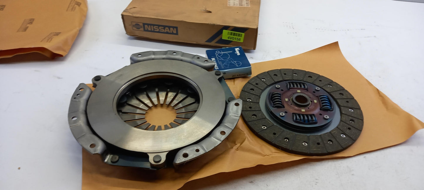 Original OE NISSAN Kupplungssatz 3000122JX5