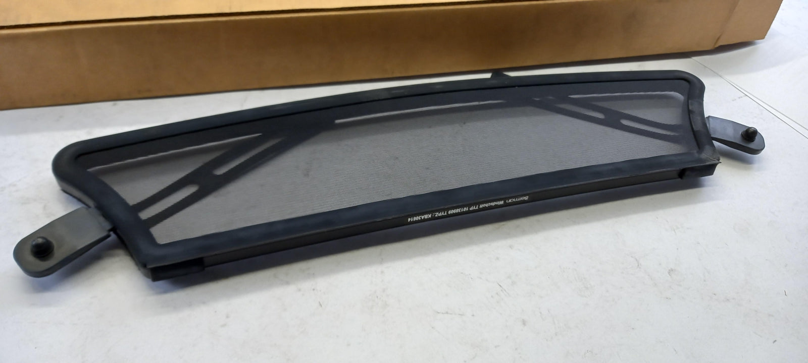 Original OE NISSAN Windabweiser KE799BC200