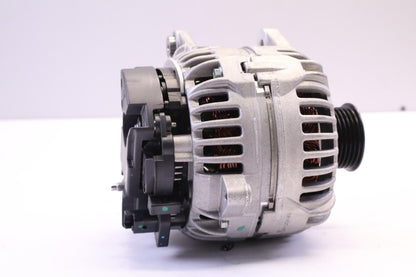 Original OE NISSAN Lichtmaschine 2310000Q2G