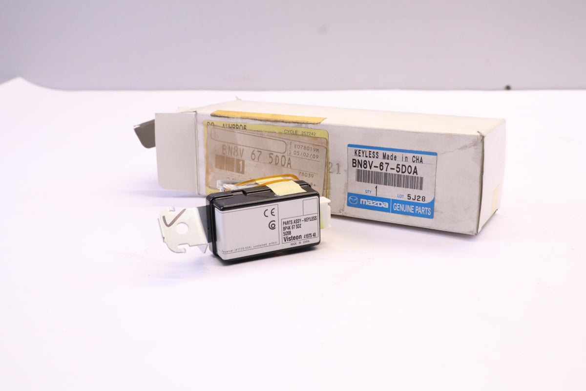 Original OE MAZDA Funkfernbedienung BN8V675D0A