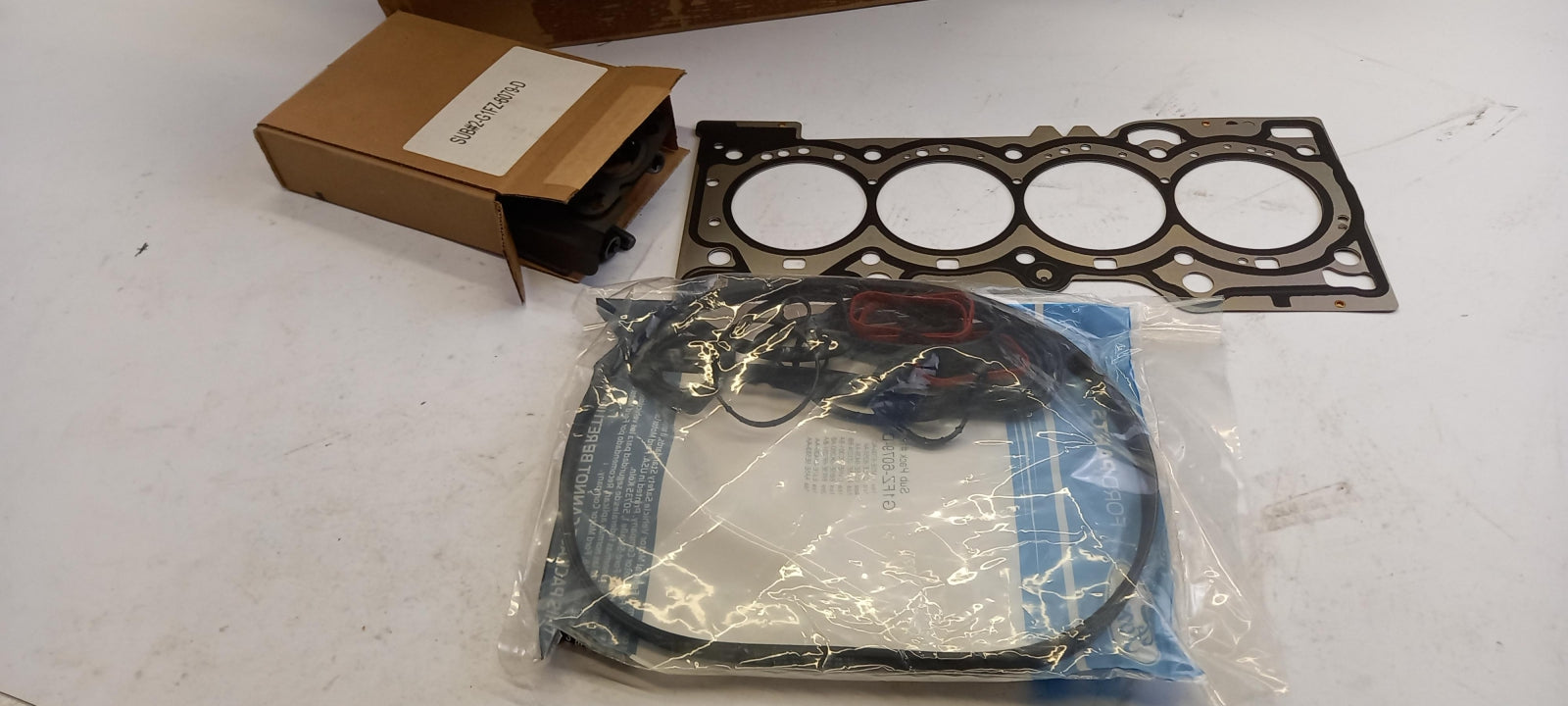 Original OE FORD Zylinderkopf Dichtungssatz 2231961