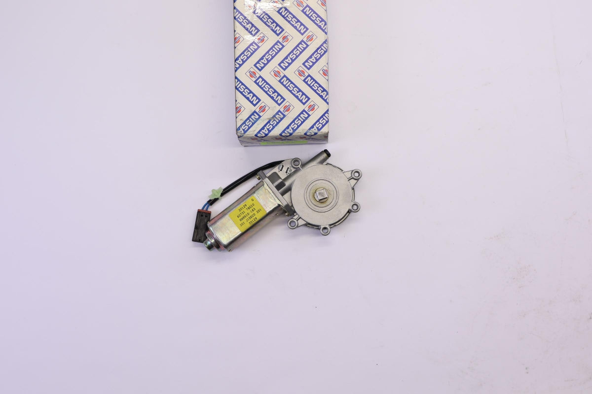 Original OE NISSAN Fensterheber 8073178G10