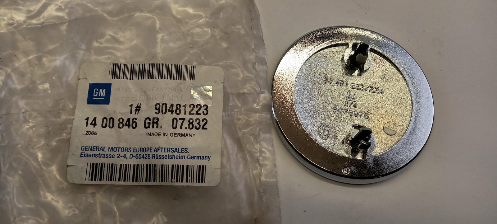 Original OE OPEL Kühleremblem 90481223