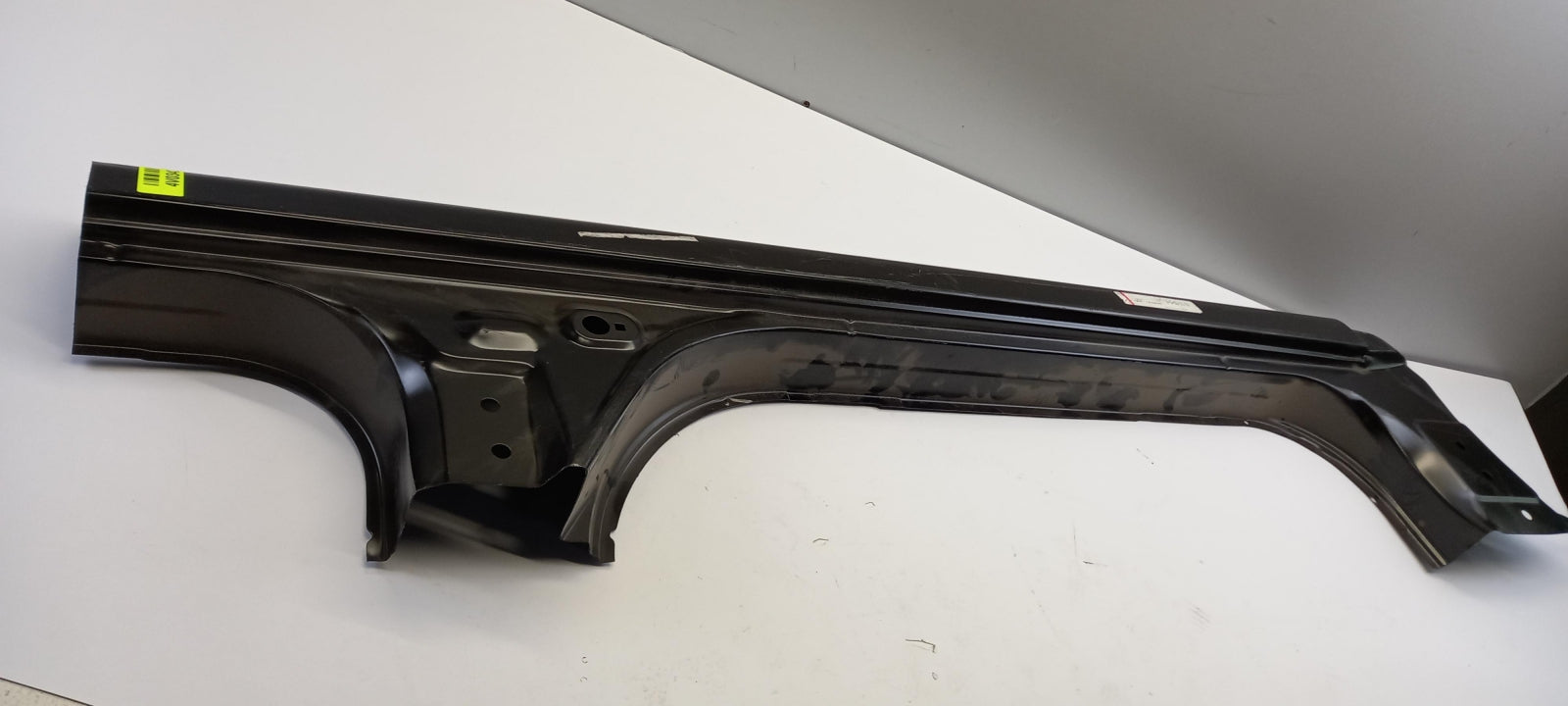 Original OE NISSAN Schweller 7641153B30
