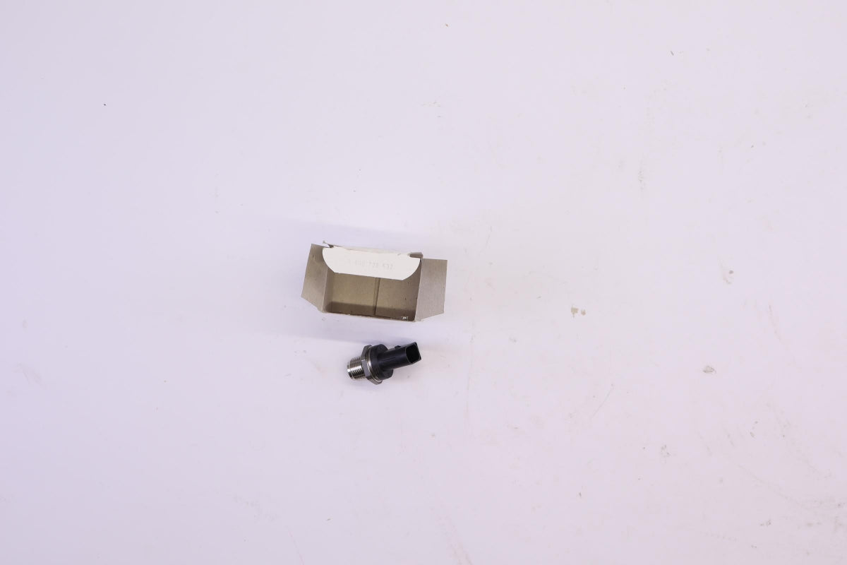 Original BMW 1er-7er X1 X2 X3 X4 X5 X6 MINI Kraftstoffdrucksensor 13538577623