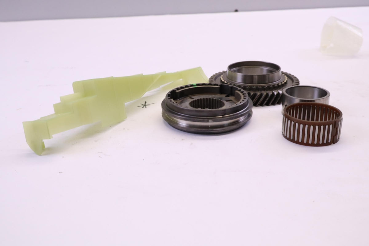 Original OE MAZDA Schaltgetriebe Synchronizer Nabe ACY222100