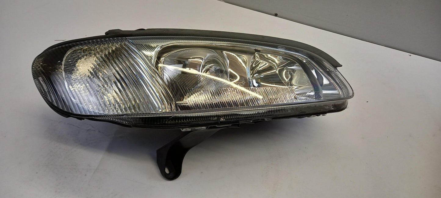 Original OPEL Omega-B Hauptscheinwerfer Frontlicht rechts 9118204