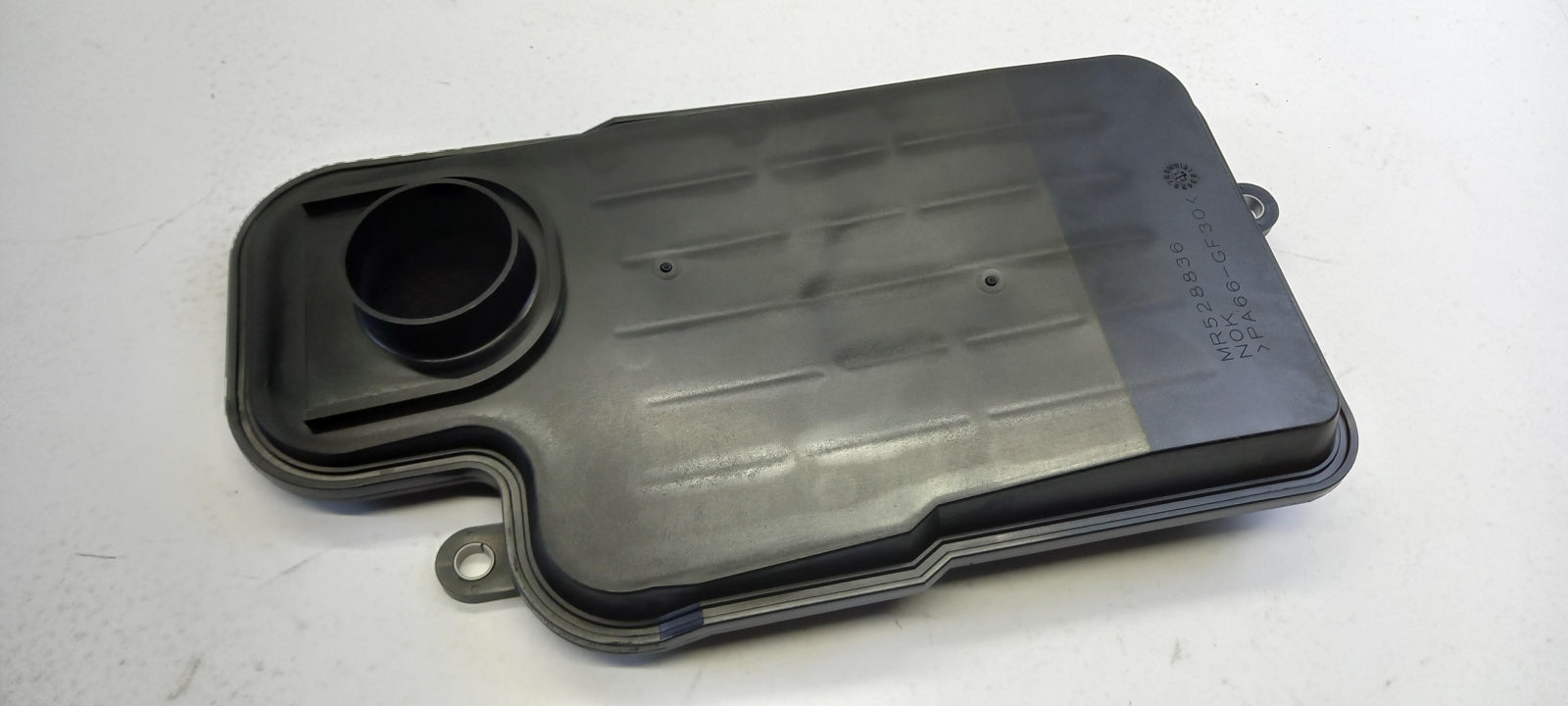 Original MITSUBISHI L200 Pajero Automatikgetriebe Hydraulikfilter MR528836