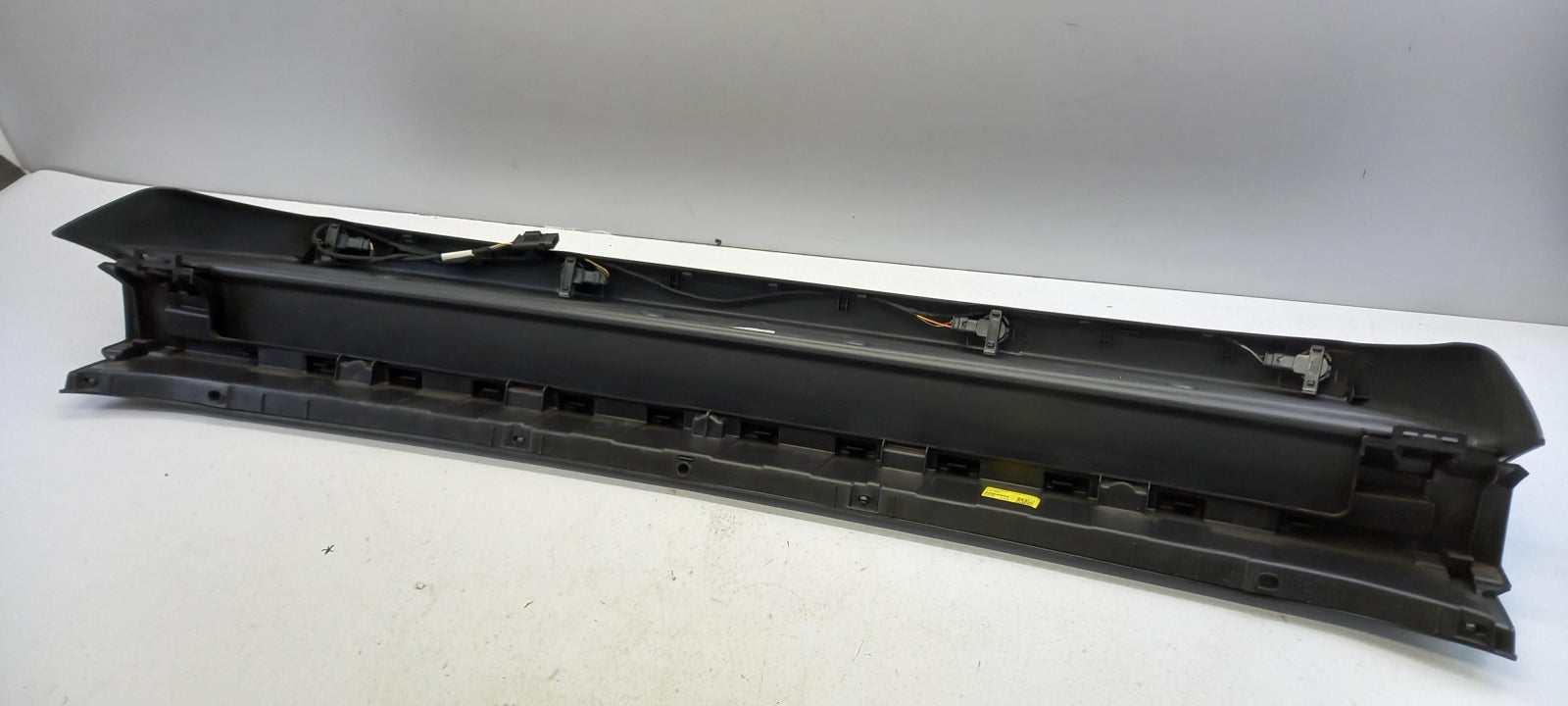 Original OE Volkswagen Trittbrett 2E1807302BM