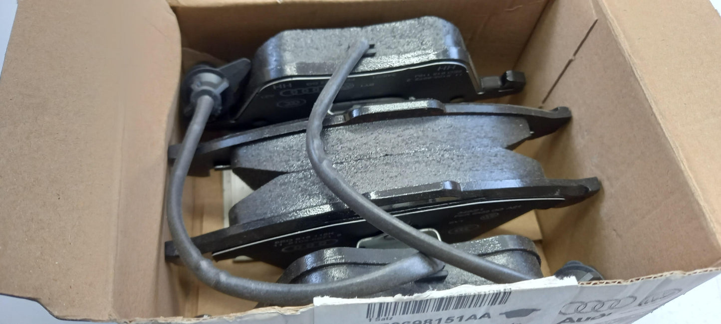 Original OE Volkswagen Bremsbeläge 8E0698151AA
