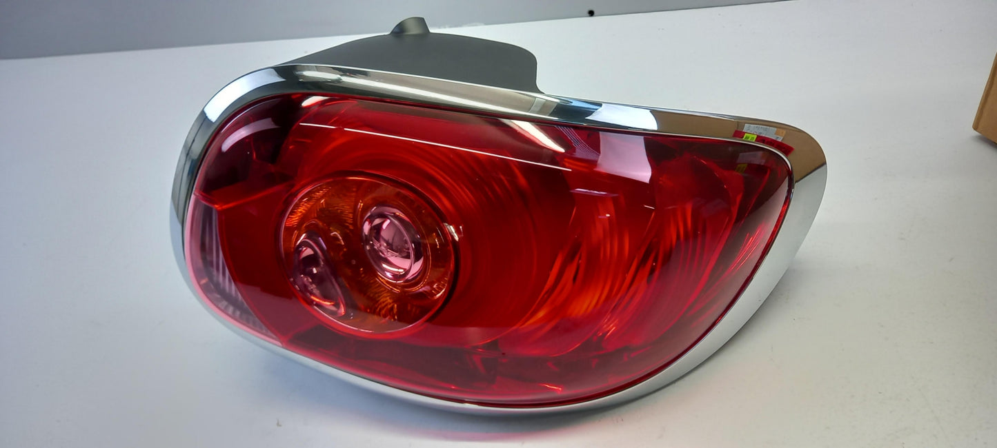 Original OE BMW Heckleuchte 63219808868