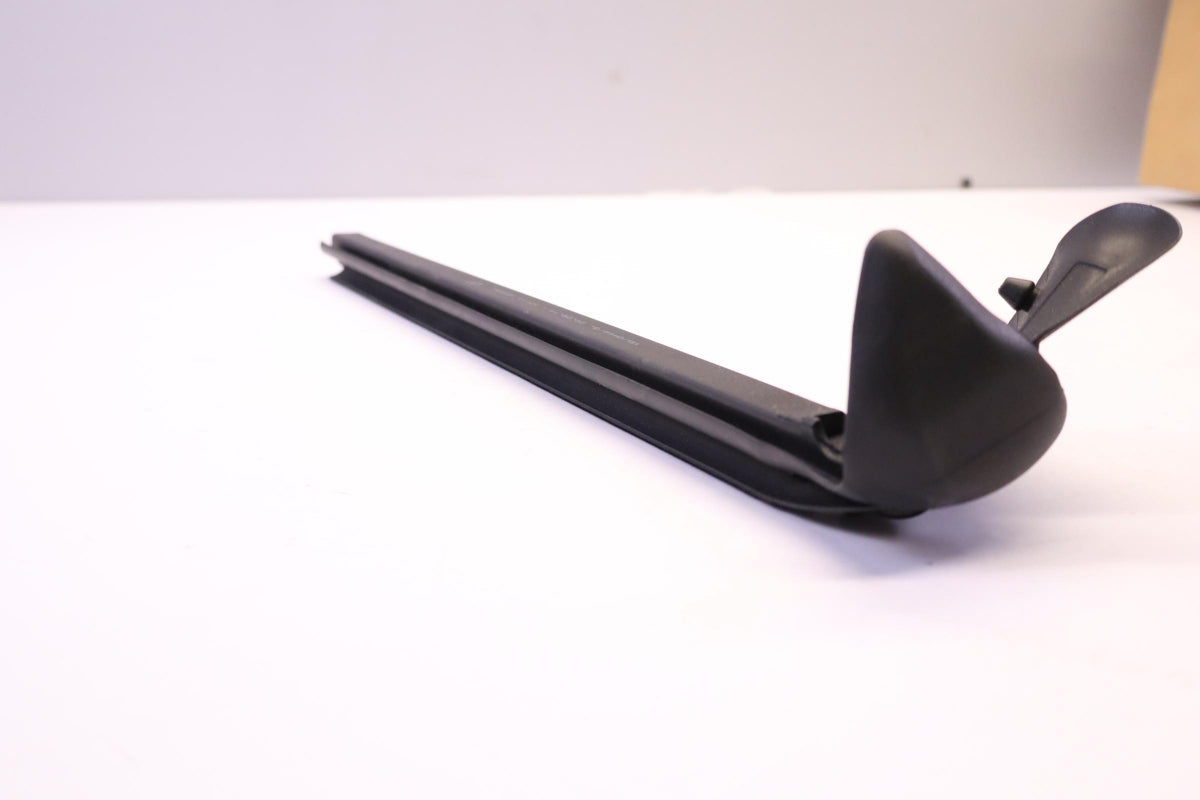 Original OE BMW Türscheiben Dichtung 51367072930