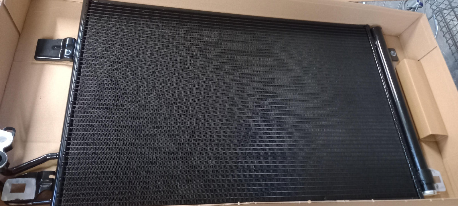 Original OE Volkswagen Klimakondensator 7E0820411D