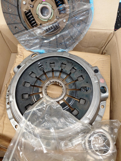 Original OE MITSUBISHI Kupplungssatz MME61531