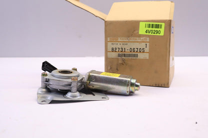 Original OE NISSAN Fensterhebermotor 8273106J05