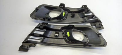 Original OE RENAULT Nebelscheinwerfer Abdeckung 261525764R