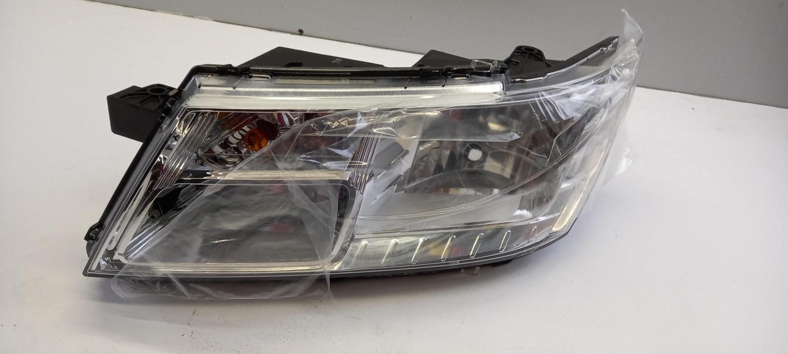 Original OE FIAT Scheinwerfer K05067789AE