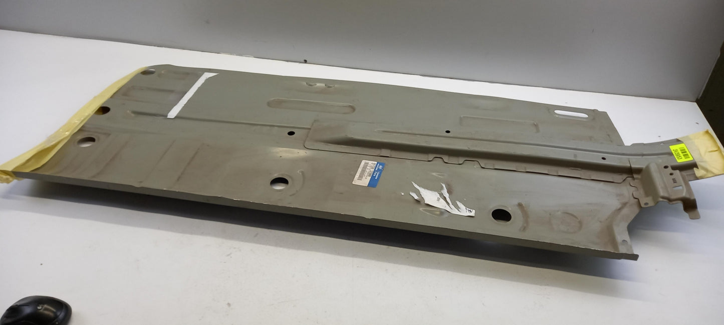 Original OE HYUNDAI/KIA Bodenviertel 651203Z900