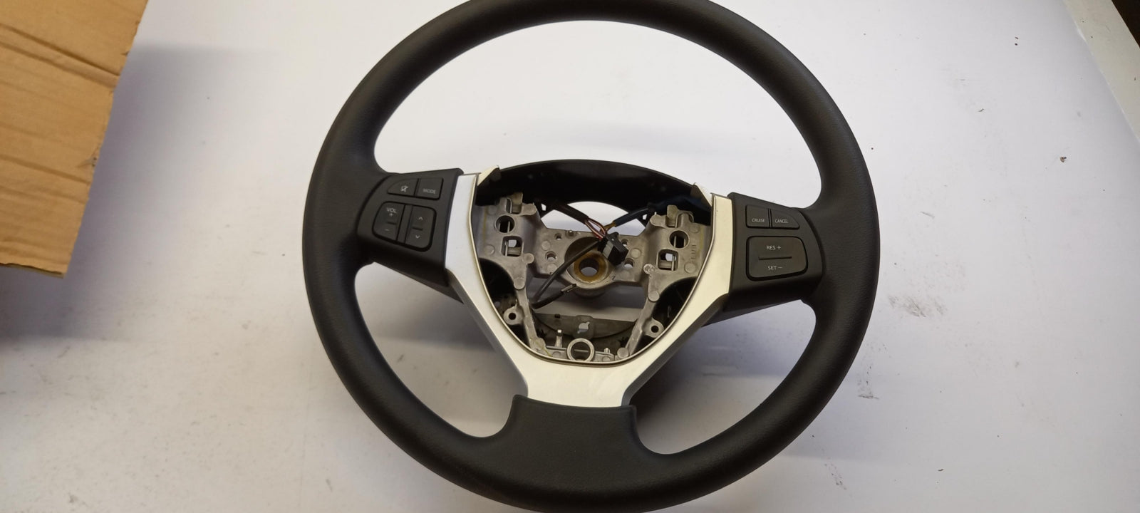 Original OE SUZUKI Lenkrad 4811061M20GJL