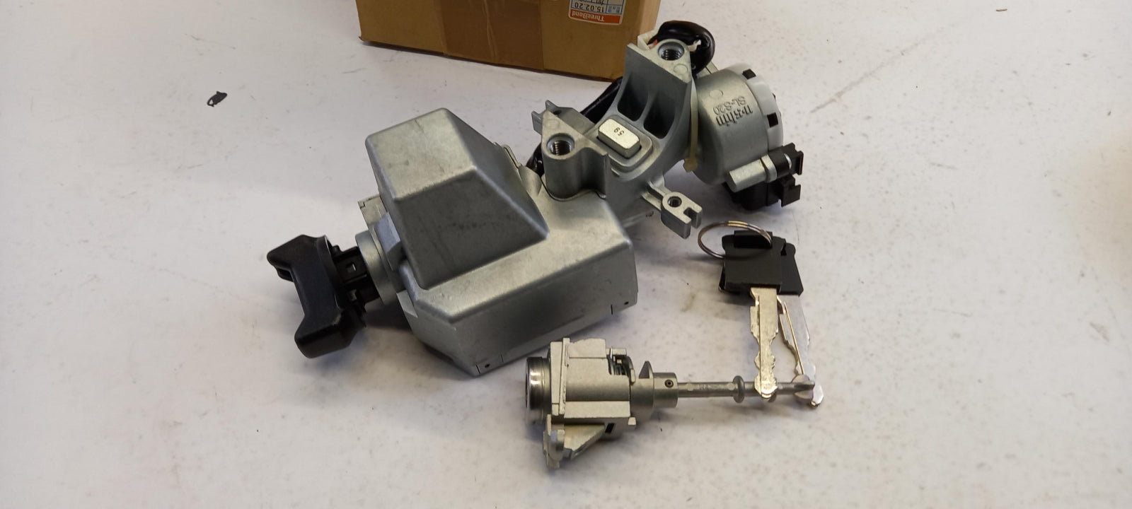 Original OE SUZUKI Schließzylinder Satz 3710156820000