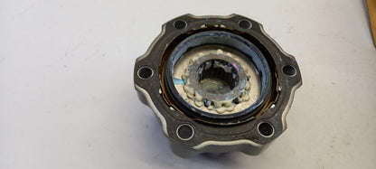 Original OE SUZUKI Nabendeckel 4381076J01000