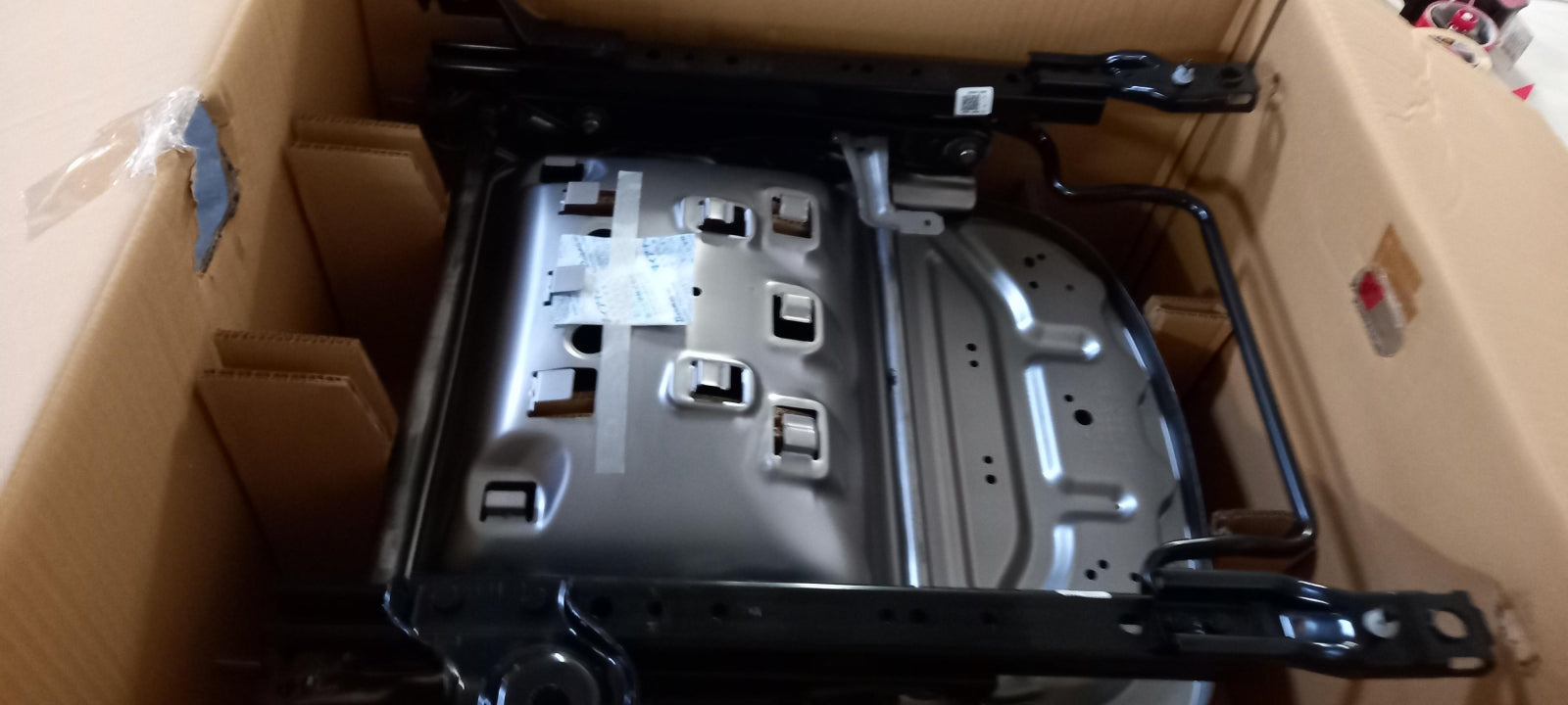 Original OE MAZDA Sitz Führungsschiene & Einsteller BBP288H50B