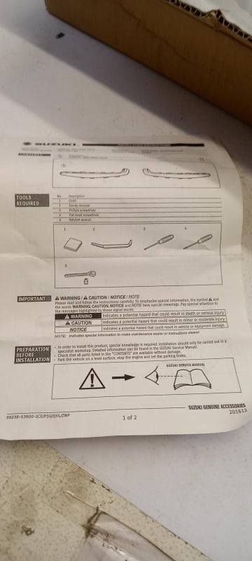 Original OE SUZUKI Tür Zierleiste 9923853R00PSG
