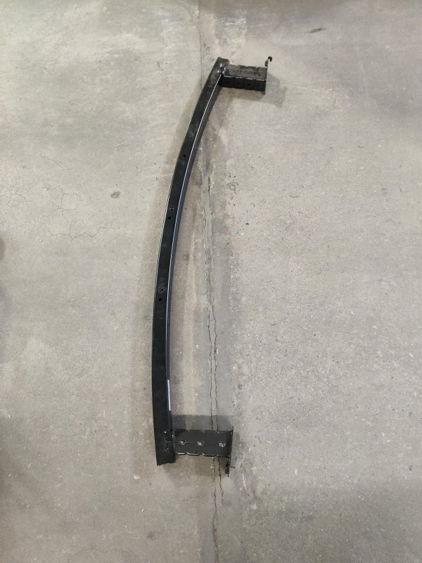 Original OE NISSAN Stoßstangen Träger 620304EJ1A