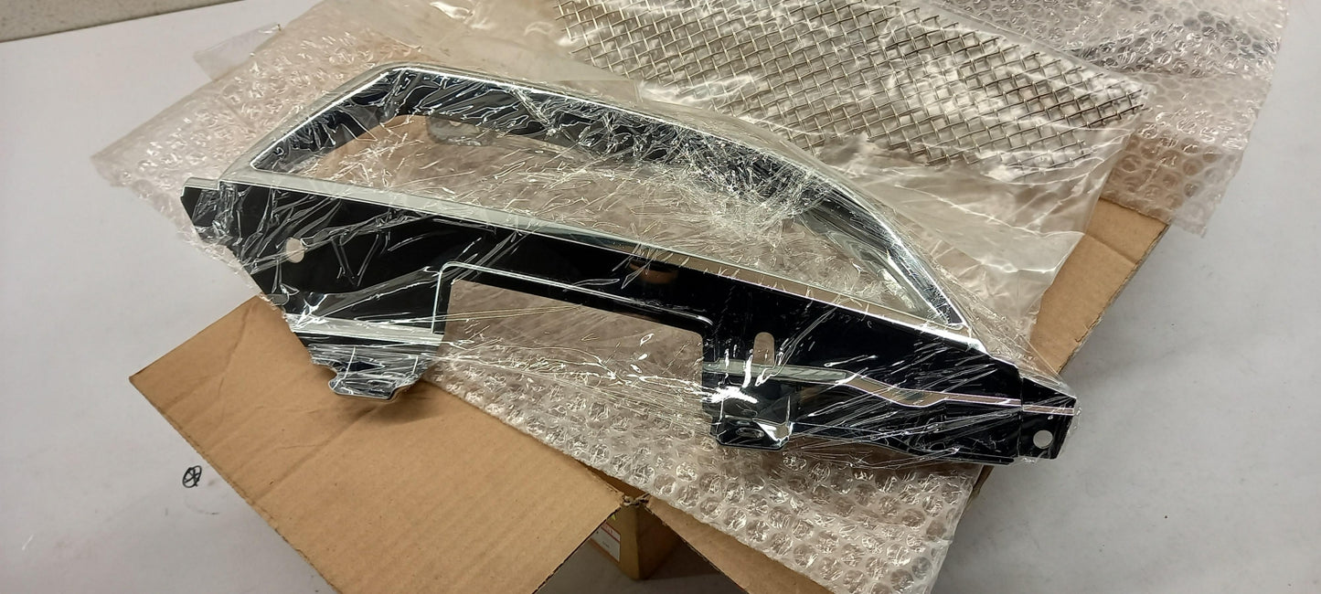 Original OE MITSUBISHI Stoßfänger Lüftungsgitter MZ313697