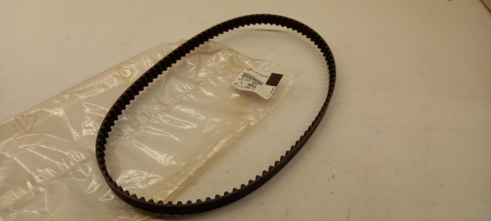 Original OE Peugeot timing belt E117124 
