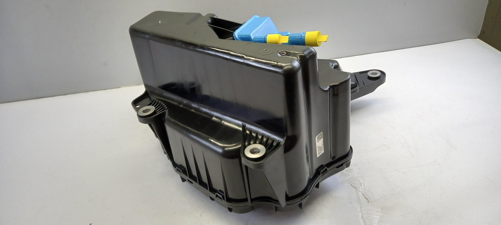 Original OE Volkswagen Additivbehälter 8W0131879BB