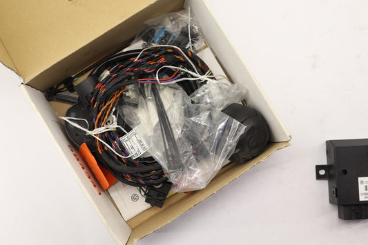 Original VW Passat B6 Anhängerkupplung Elektrosatz 7-pol 3C9055203