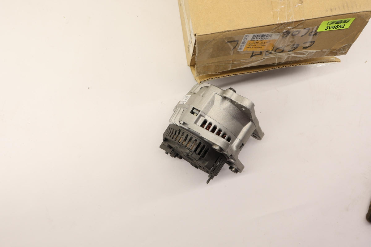 Original VW Golf Passat T4 Polo AUDI 100 SEAT Ibiza Lichtmaschine 037903023GX