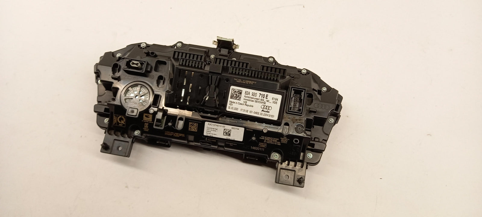 Original AUDI A1 19- e-tron GT 21- Kombiinstrument 82A920710E