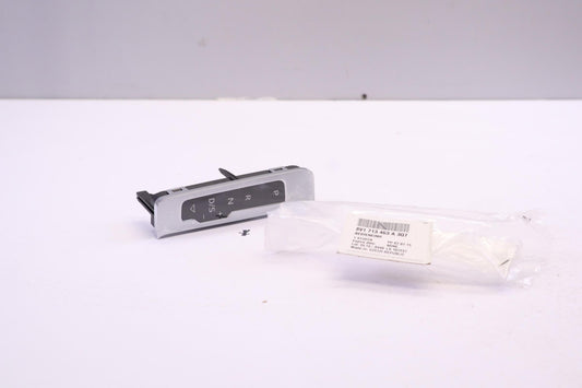 Original OE Volkswagen Mittelkonsole Teil 8V1713463A3Q7
