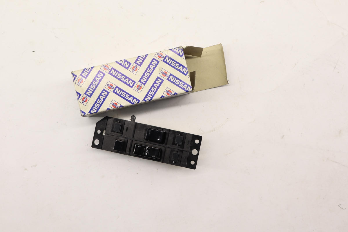 Original OE NISSAN Fensterheberschalter 2540165M20
