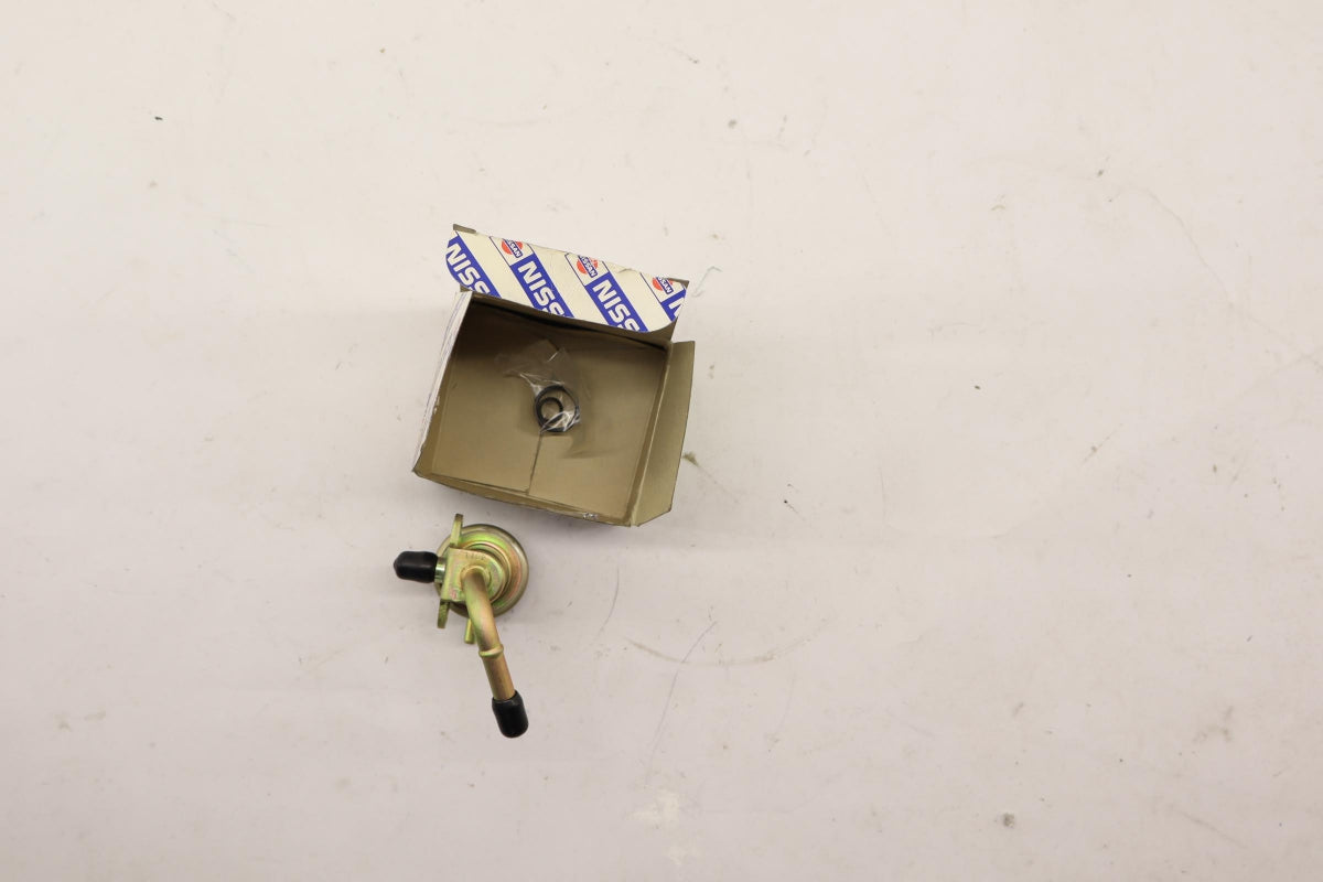 Original OE NISSAN Ventil 1624064J00