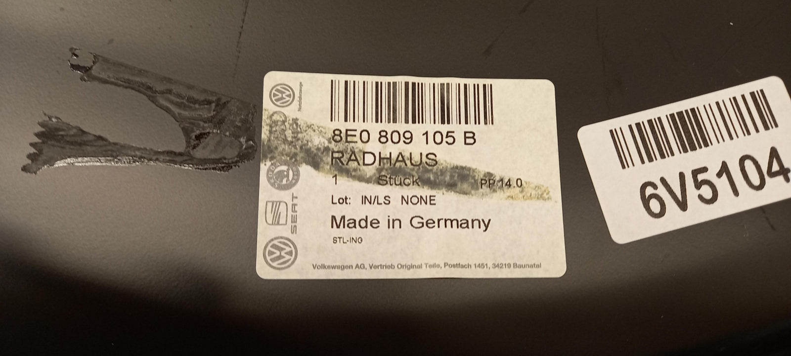 Original OE Volkswagen Kotflügel Verkleidung 8E0809105B