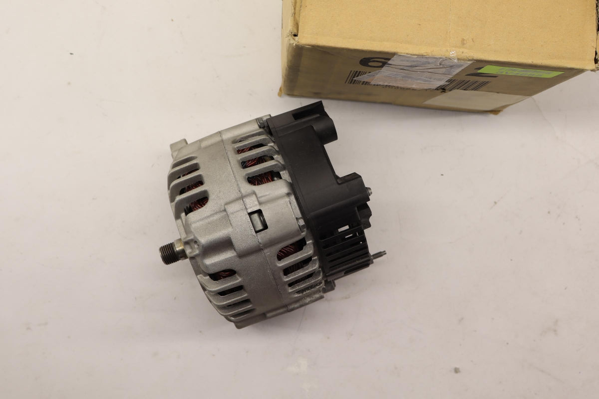 Original SEAT Ibiza Cordoba VW Polo Beetle SKODA Fabia Lichtmaschine 06B903018TX