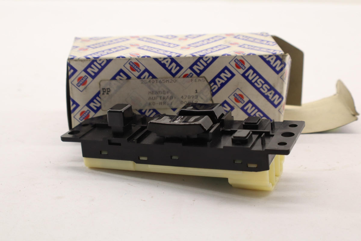 Original OE NISSAN Fensterheberschalter 2540165M20