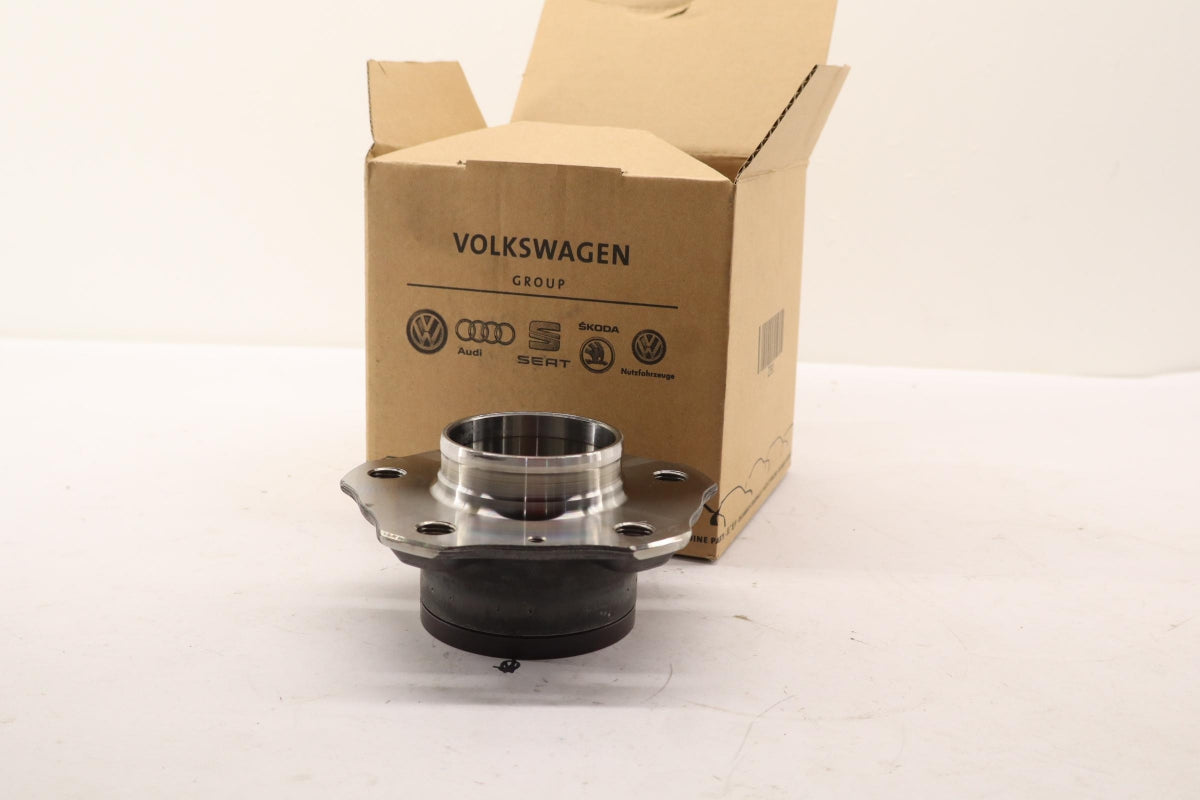 Original OE Volkswagen Radnabe 8W0501611B