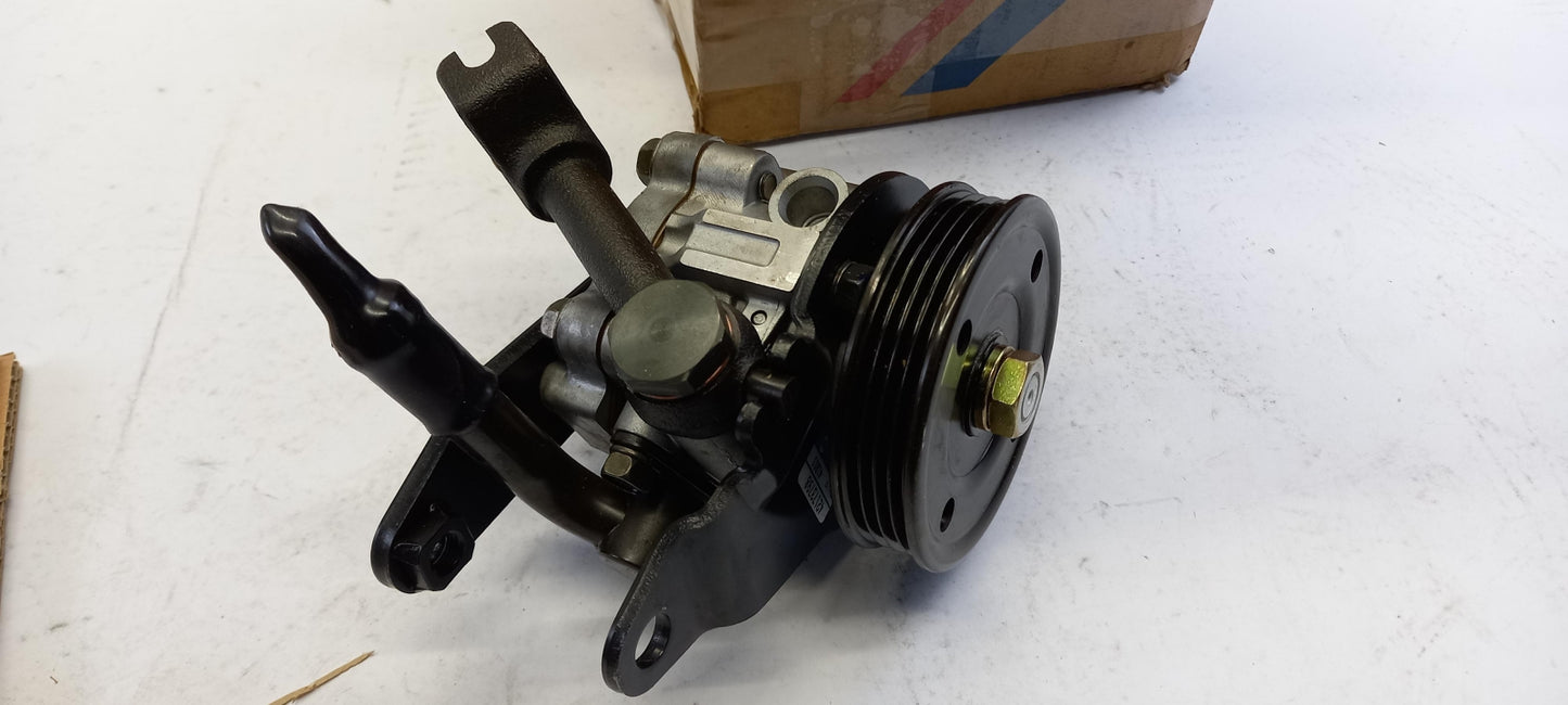 Original OE NISSAN Servopumpe 4911041B11