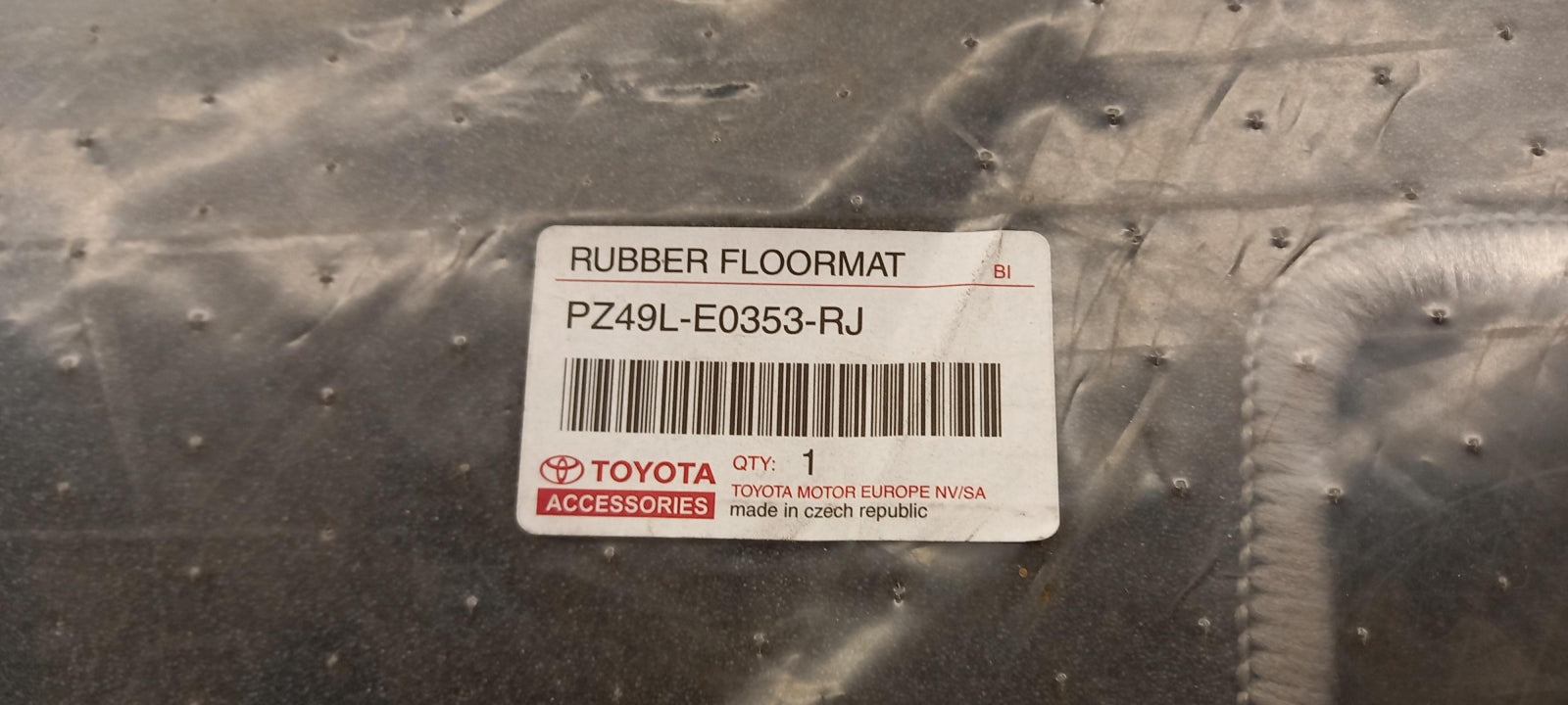Original OE TOYOTA Fußmattensatz PZ49LE0353RJ