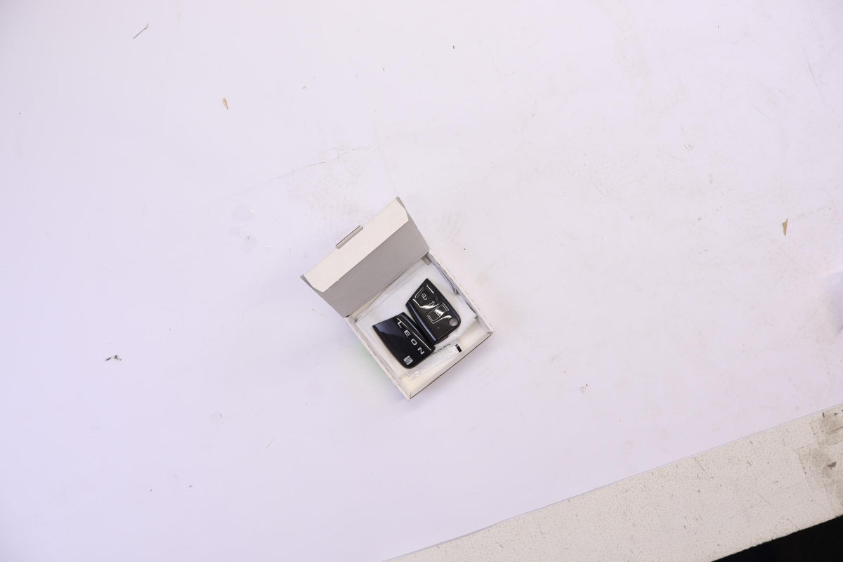 Original OE Volkswagen Schlüsselabdeckung 000087013T