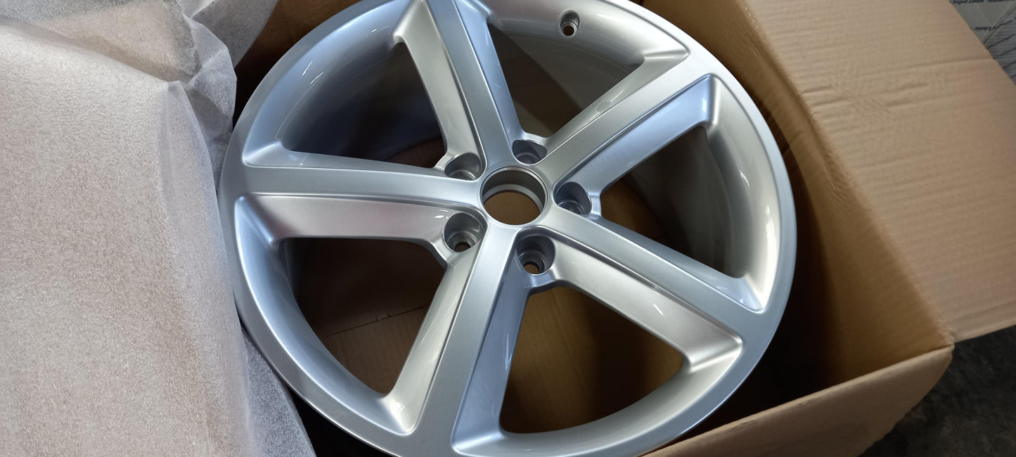 Original AUDI TT/TTS Mk2 (8J) 2011 - 2014 Felge 9J x 18 ET52 8J0601025M