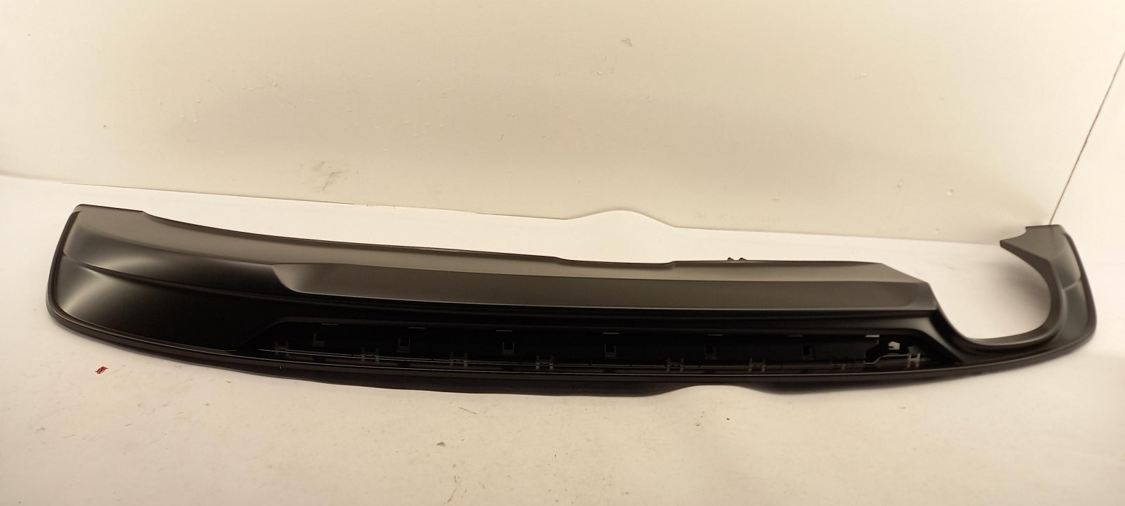 Original OE Volkswagen Stoßfängerabdeckung 8W6807521BRU6