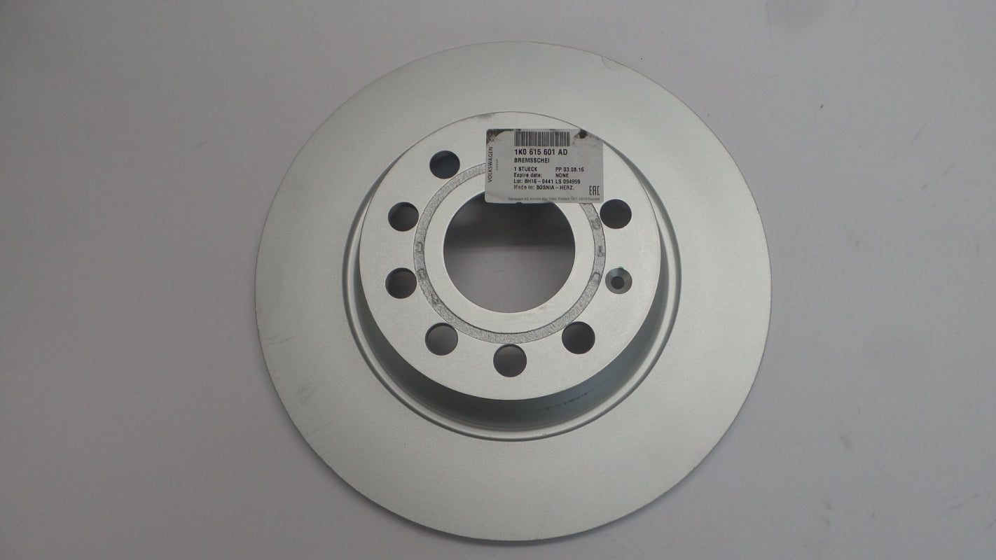Original AUDI A3 VW Sharan Tiguan SKODA Superb rear brake disc 1K0615601AD 
